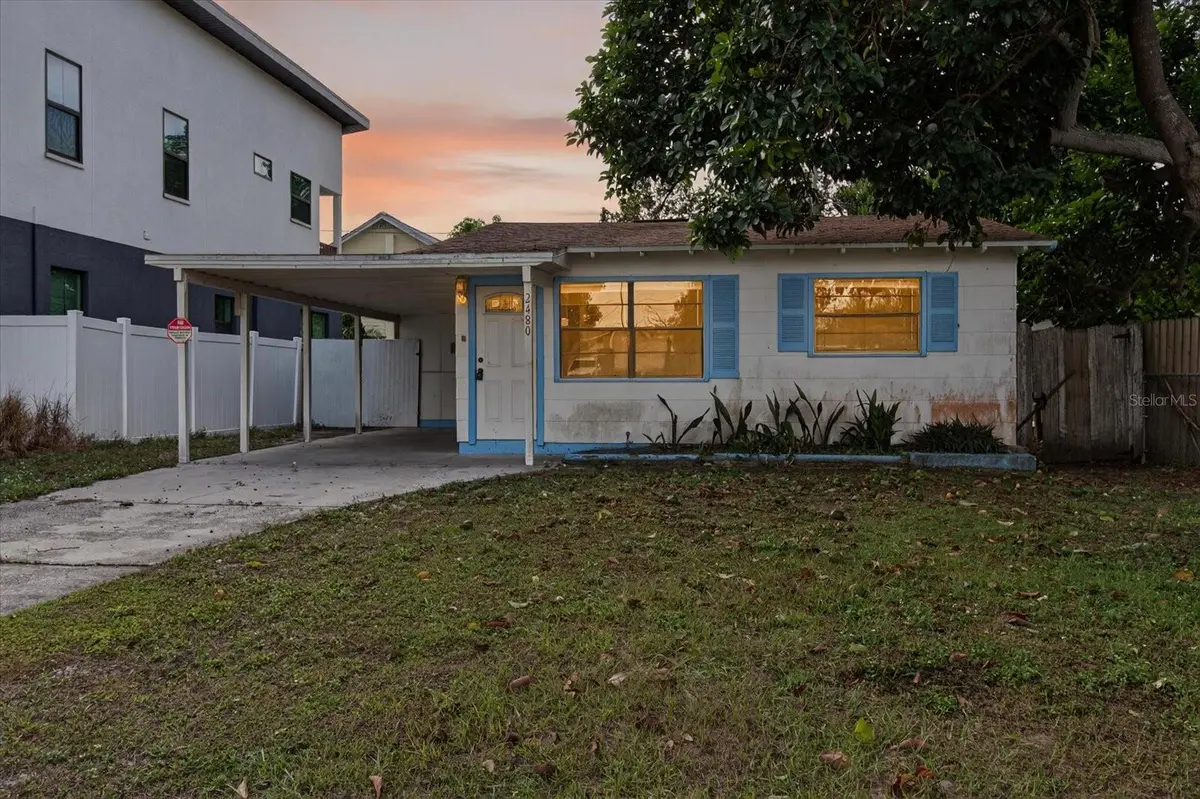 2480 18TH AVE N, St Petersburg, FL 33713