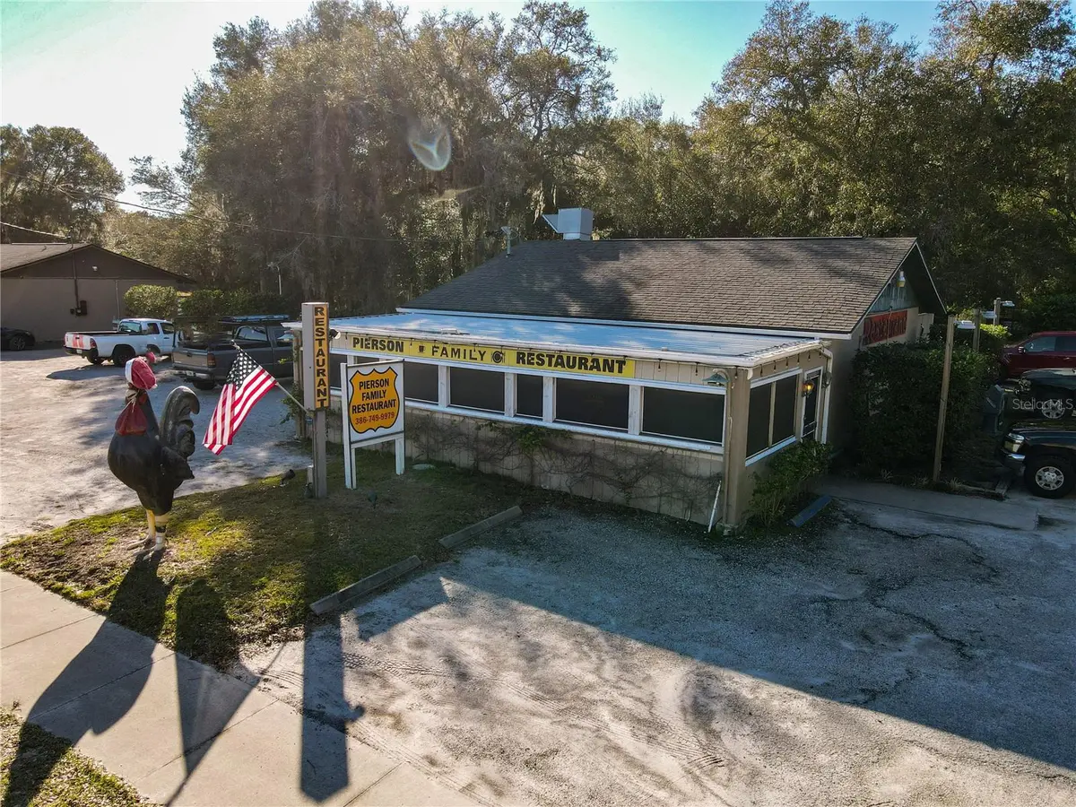 302 S CENTER ST, Pierson, FL 32180