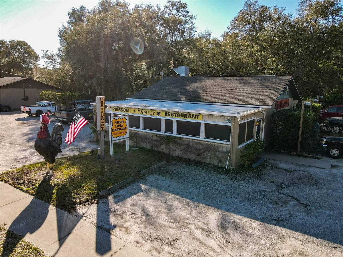 302 S CENTER ST, Pierson, FL 32180