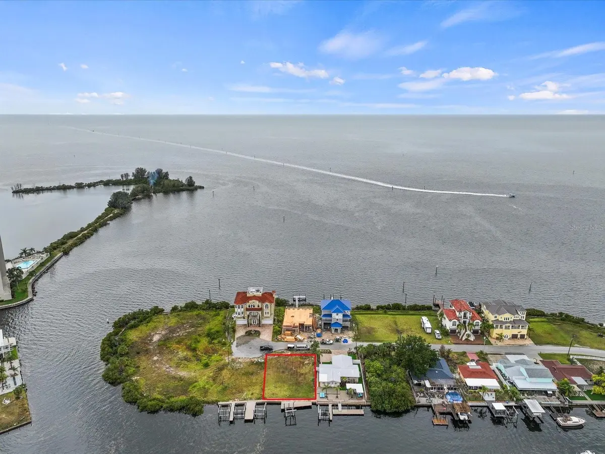 6200 LONNIE LEE LN, Hudson, FL 34667