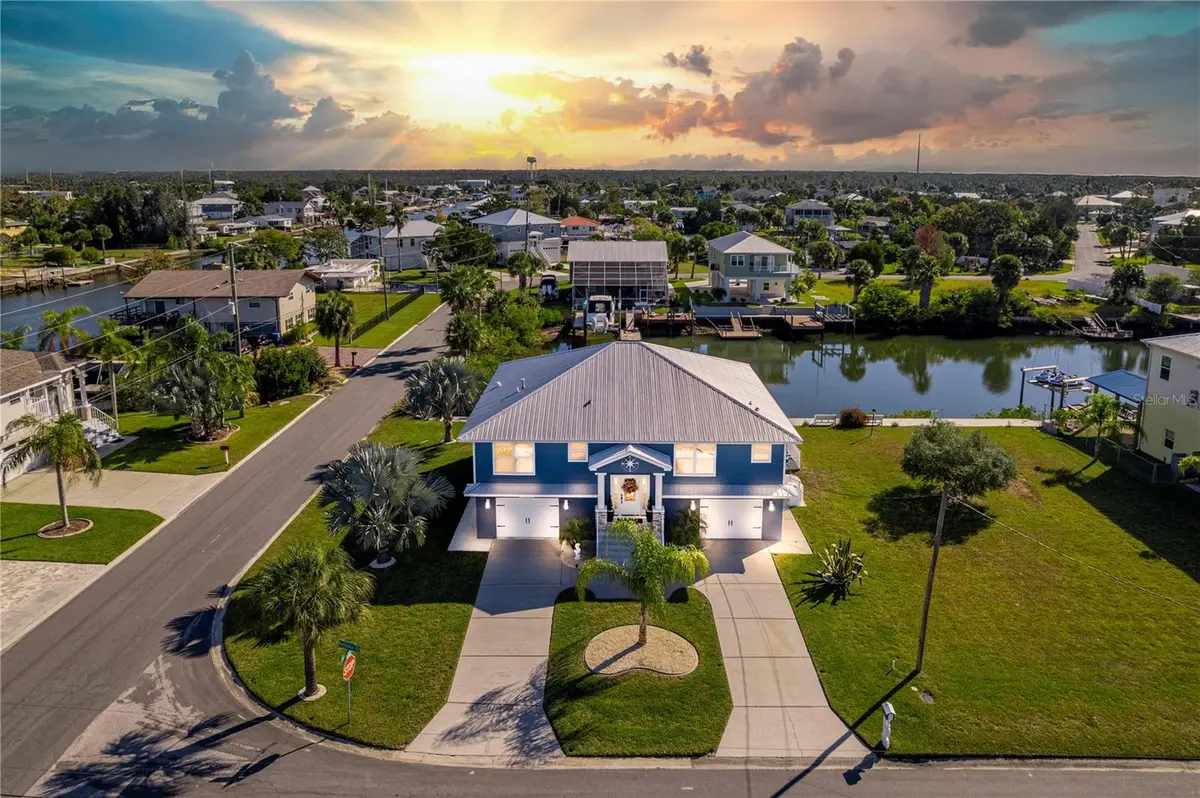 4508 BAHAMA DR, Hernando Beach, FL 34607