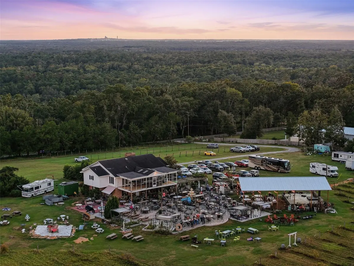 21509 SNOW HILL RD, Brooksville, FL 34601