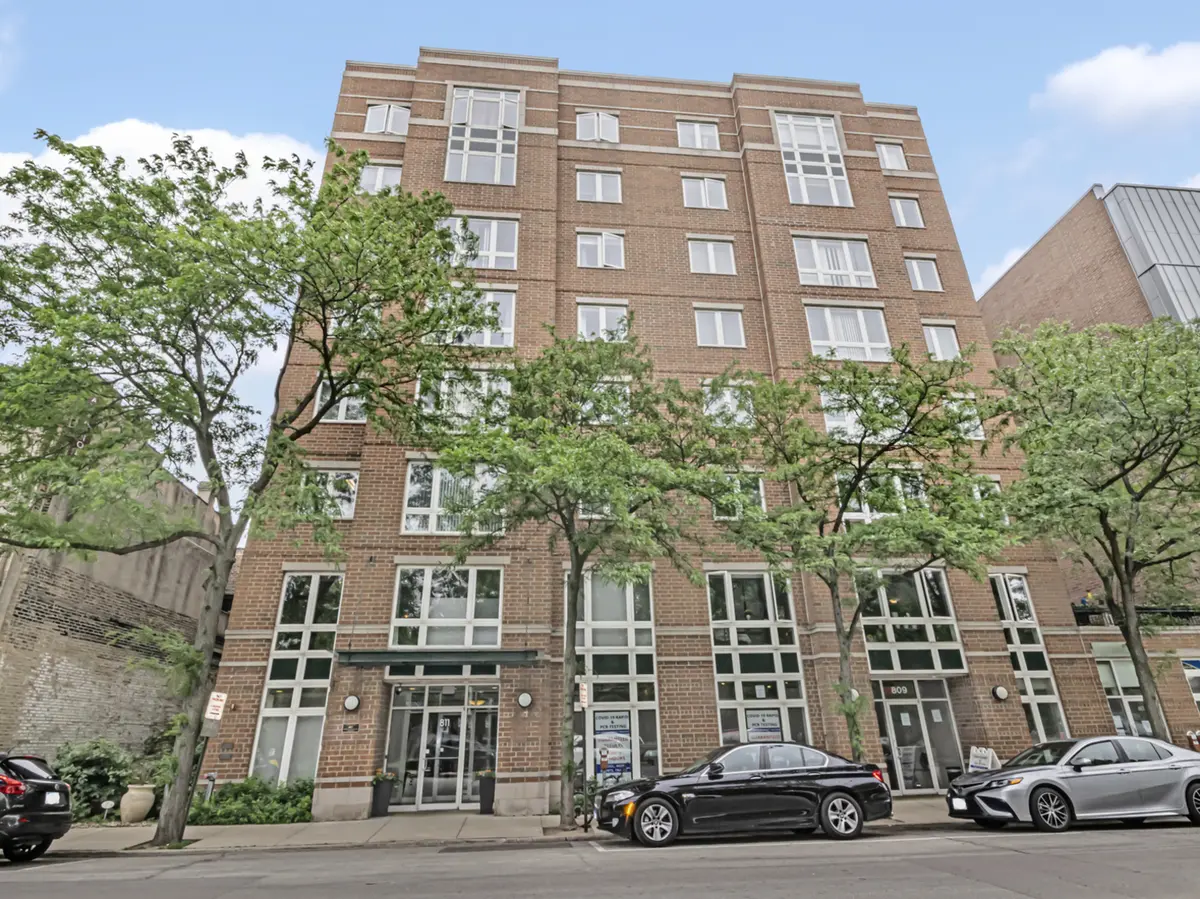 811 Chicago AVE #308, Evanston, IL 60202