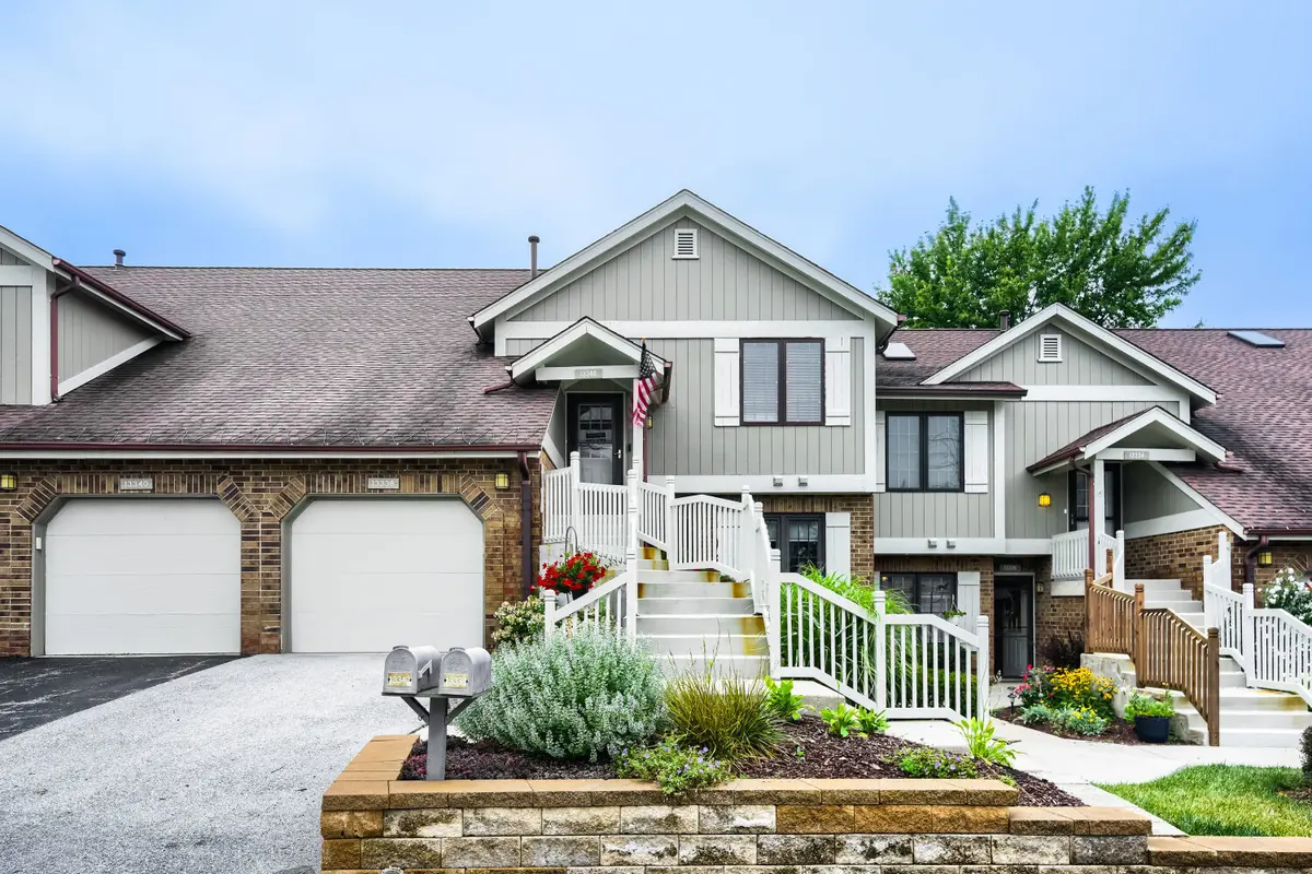 13340 S Oakview CT #V2, Palos Heights, IL 60463