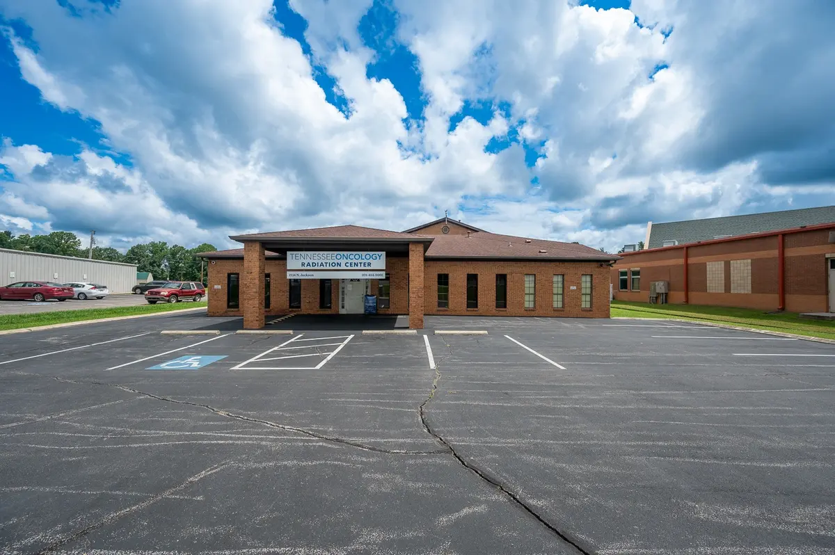 2114 N Jackson St, Tullahoma, TN 37388