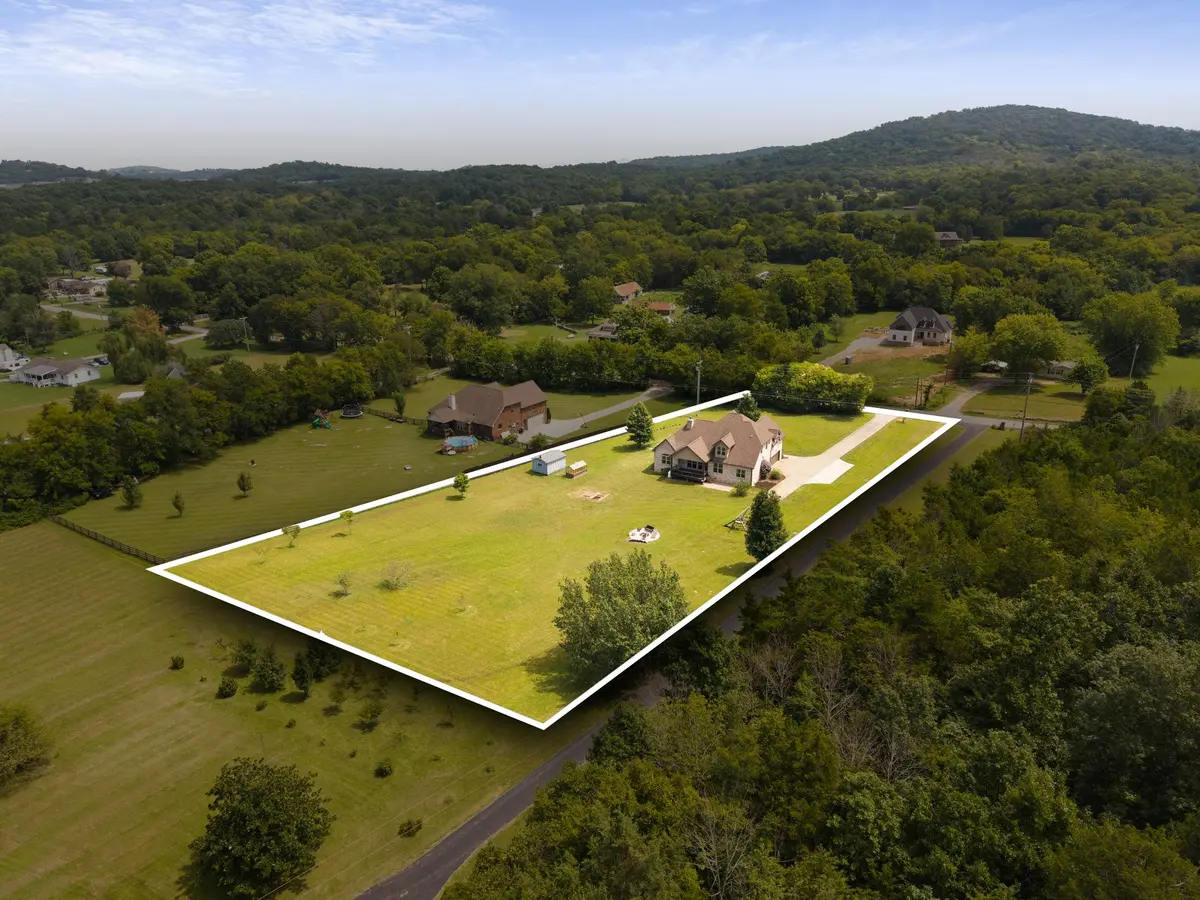 6258 Old Murfreesboro Rd #E, Lebanon, TN 37090