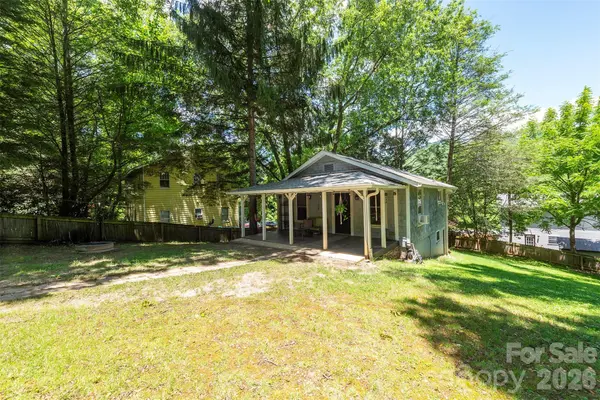14 Border ST, Black Mountain, NC 28711