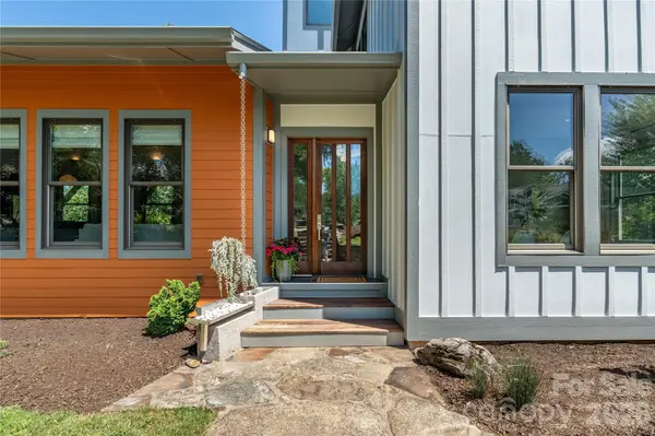 31 Grey River RUN, Woodfin, NC 28804