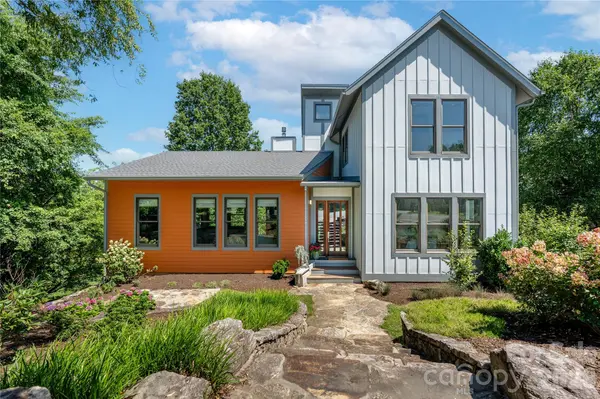 31 Grey River RUN, Woodfin, NC 28804