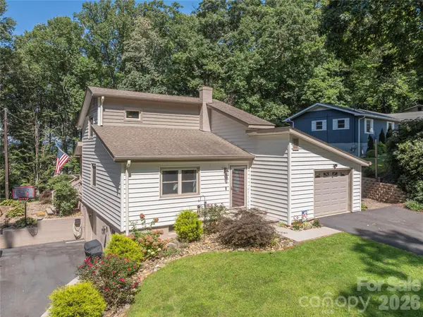 115 Hazelview DR, Waynesville, NC 28786