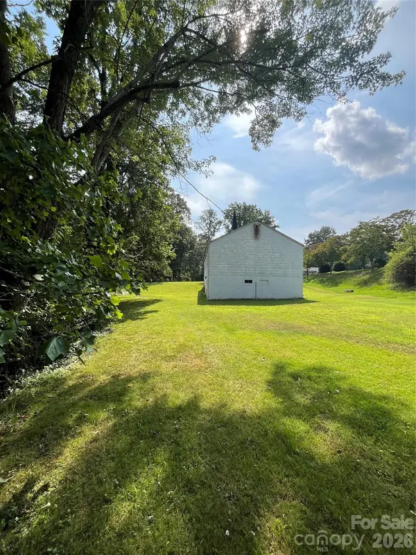 35 Hi Alta AVE, Asheville, NC 28806