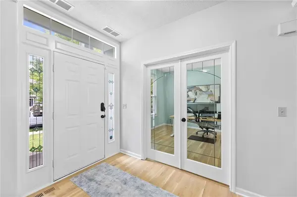 5101 W 158th ST, Overland Park, KS 66224