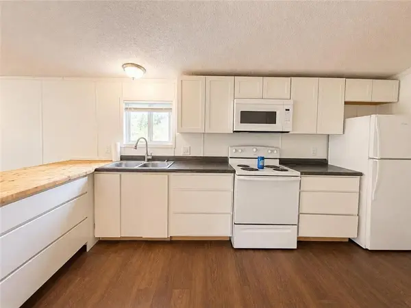 809 W 9th ST, Baxter Springs, KS 66713