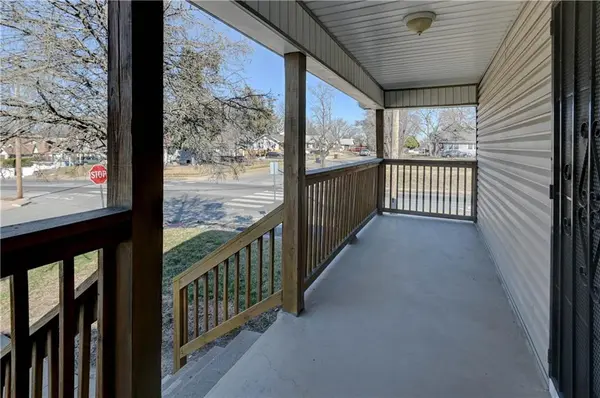 2301 Drury AVE, Kansas City, MO 64127