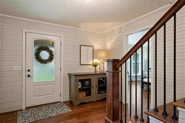 8262 W 117th ST, Overland Park, KS 66210