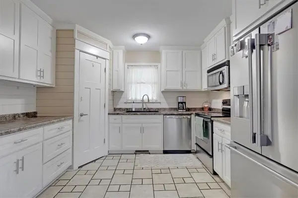 902 Plattsburg ST, Lathrop, MO 64465