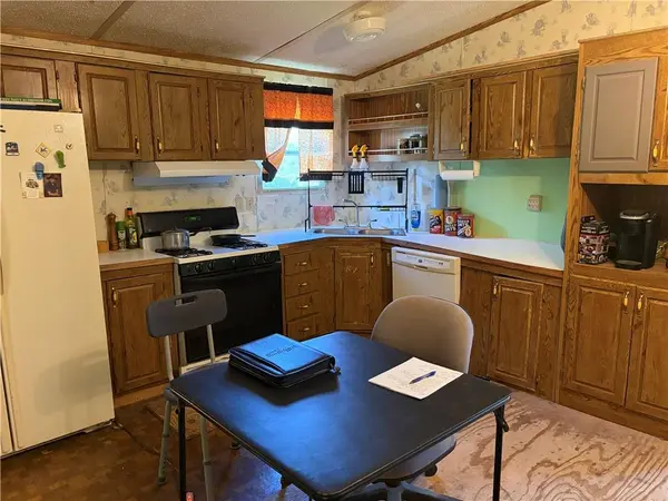 29009 E 315th ST, Garden City, MO 64747