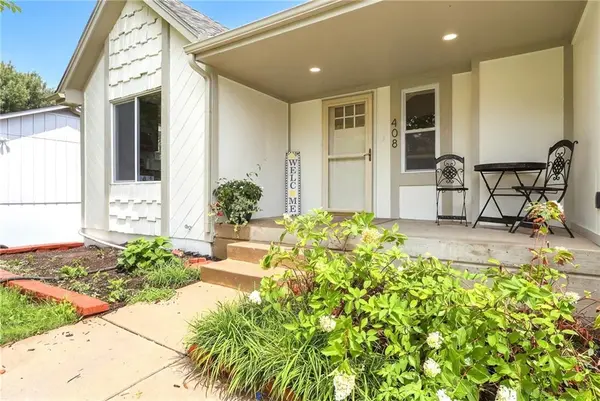 408 NW MOORE ST, Lee's Summit, MO 64081