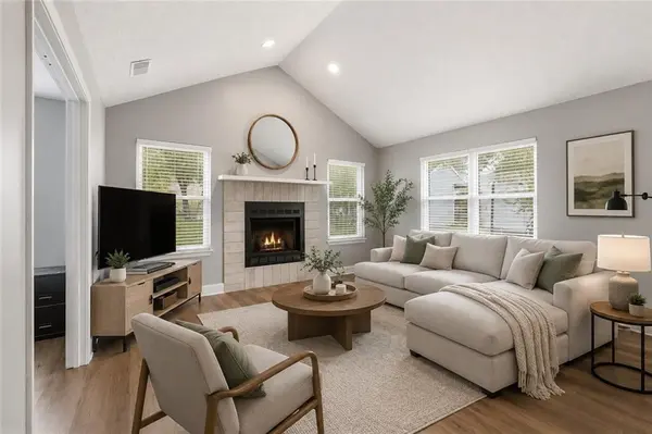 8751 W 106TH TER, Overland Park, KS 66212
