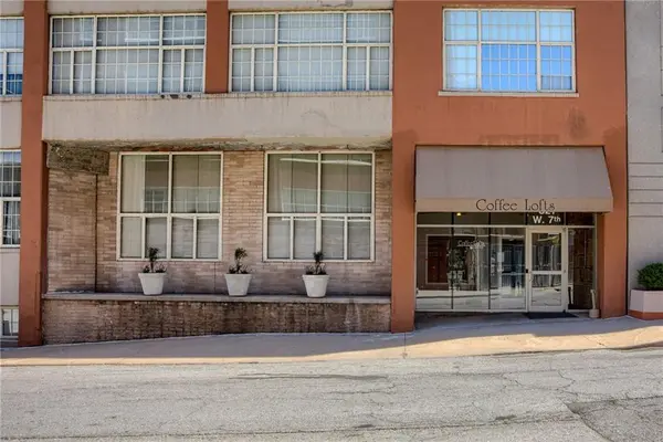 321 W 7th ST #308, Kansas City, MO 64105