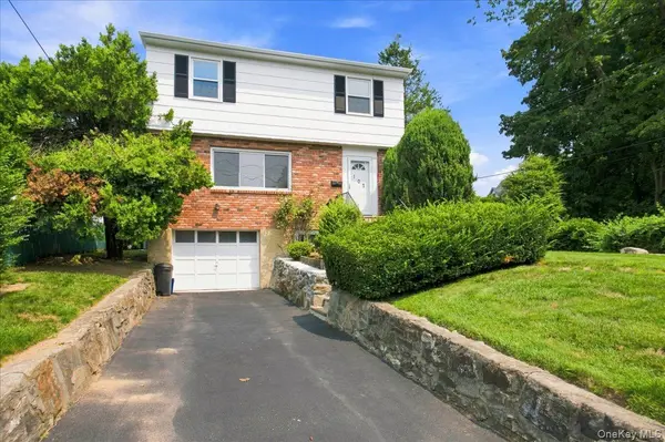 107 Lakeview AVE, Scarsdale, NY 10583