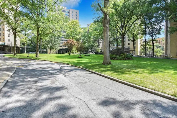 4 Fordham Hill OVAL #16C, Bronx, NY 10468