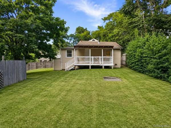 31 Chapel ST, Ellenville, NY 12428