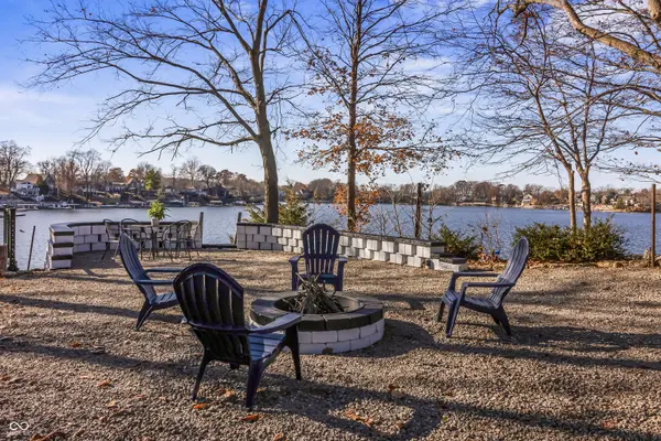 1940 Nantucket DR, Cicero, IN 46034