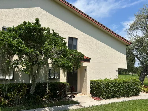 5662 GARDENS DR #104, Sarasota, FL 34243