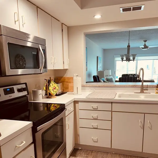 9300 CLUBSIDE CIR #1109, Sarasota, FL 34238