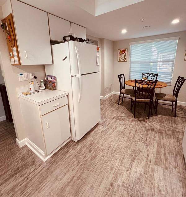 9300 CLUBSIDE CIR #1109, Sarasota, FL 34238