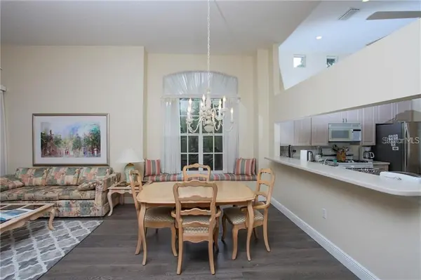 7725 WHITEBRIDGE GLN, University Park, FL 34201