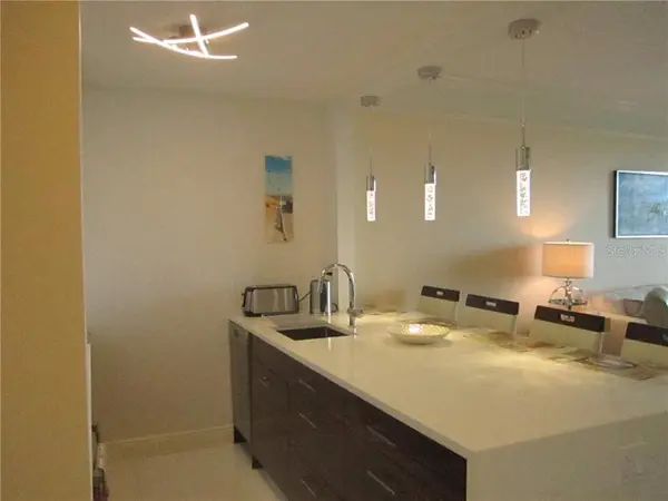 750 N TAMIAMI TRL #705, Sarasota, FL 34236