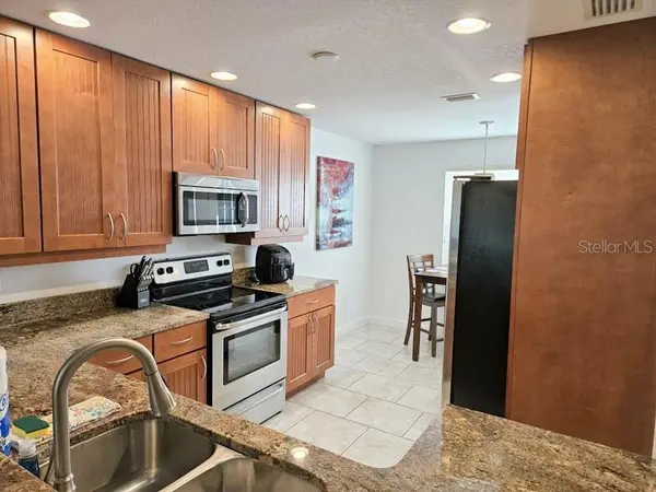 6618 7TH AVENUE CIR W #1404, Bradenton, FL 34209