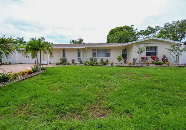 2232 PINE TER, Sarasota, FL 34231