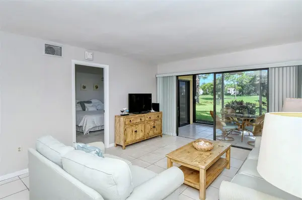 5133 WILLOW LINKS #11, Sarasota, FL 34235
