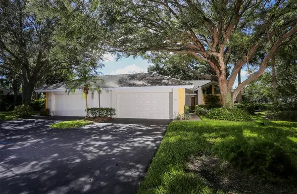 226 SOUTHAMPTON LN #257, Venice, FL 34293