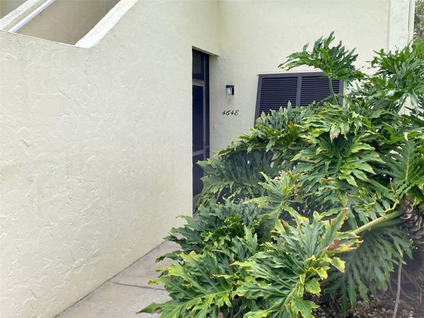 4648 LONGWATER CHASE #99, Sarasota, FL 34235