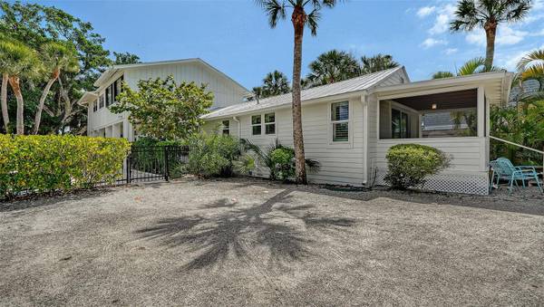3708 SANDSPUR LN, Nokomis, FL 34275