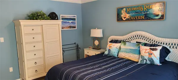 1250 N PORTOFINO DR #102MAR, Sarasota, FL 34242