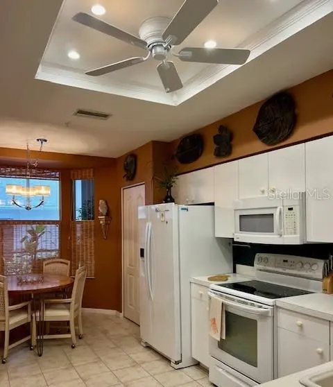9611 CASTLE POINT DR #916, Sarasota, FL 34238