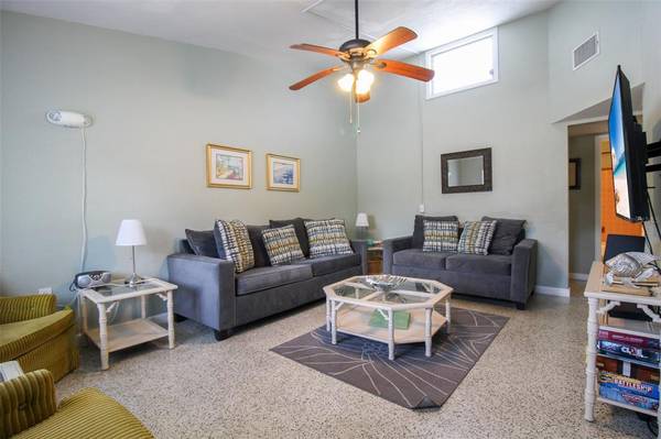 Address not disclosed, Venice, FL 34285