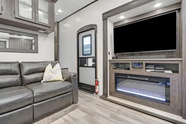 305 LINDEN DR #Fifth wheel, Ellenton, FL 34222