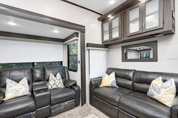 305 LINDEN DR #Fifth wheel, Ellenton, FL 34222
