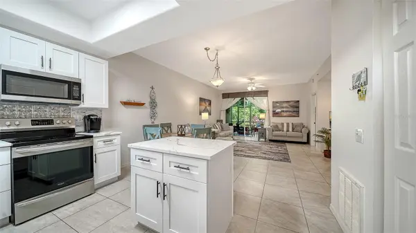 8375 GLENROSE WAY #211, Sarasota, FL 34238