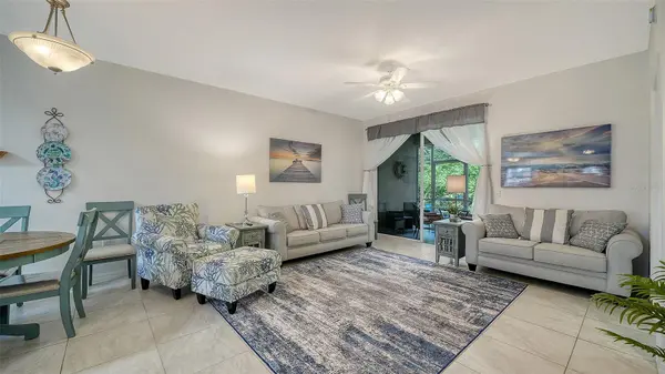 8375 GLENROSE WAY #211, Sarasota, FL 34238
