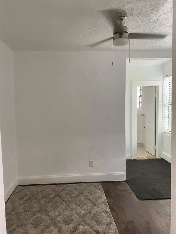 401 COLONIA LN E #15, Nokomis, FL 34275