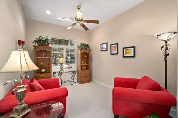 1023 RAINBOW CT, Bradenton, FL 34212