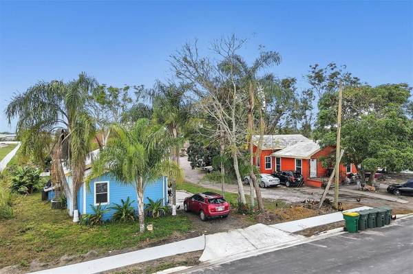 1616 23RD ST E, Bradenton, FL 34208