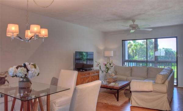 1622 STICKNEY POINT RD #22-202, Sarasota, FL 34231